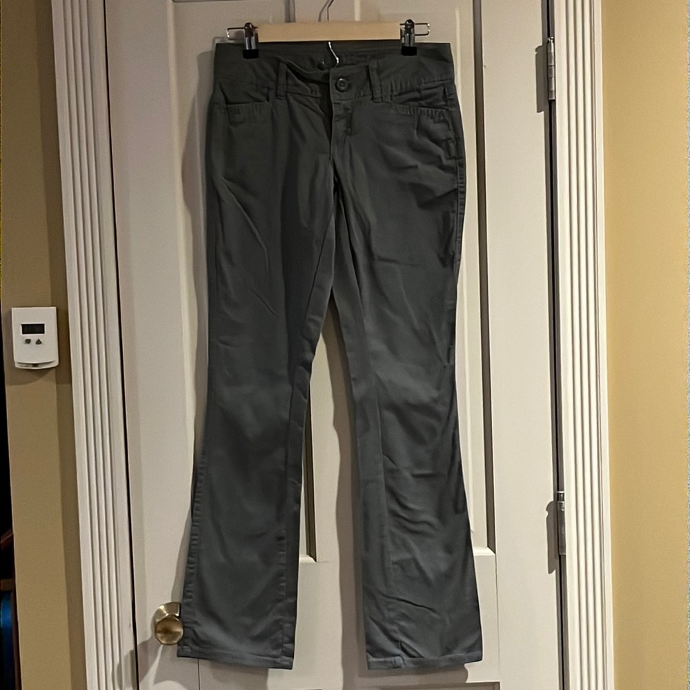 Maurice’s pants
